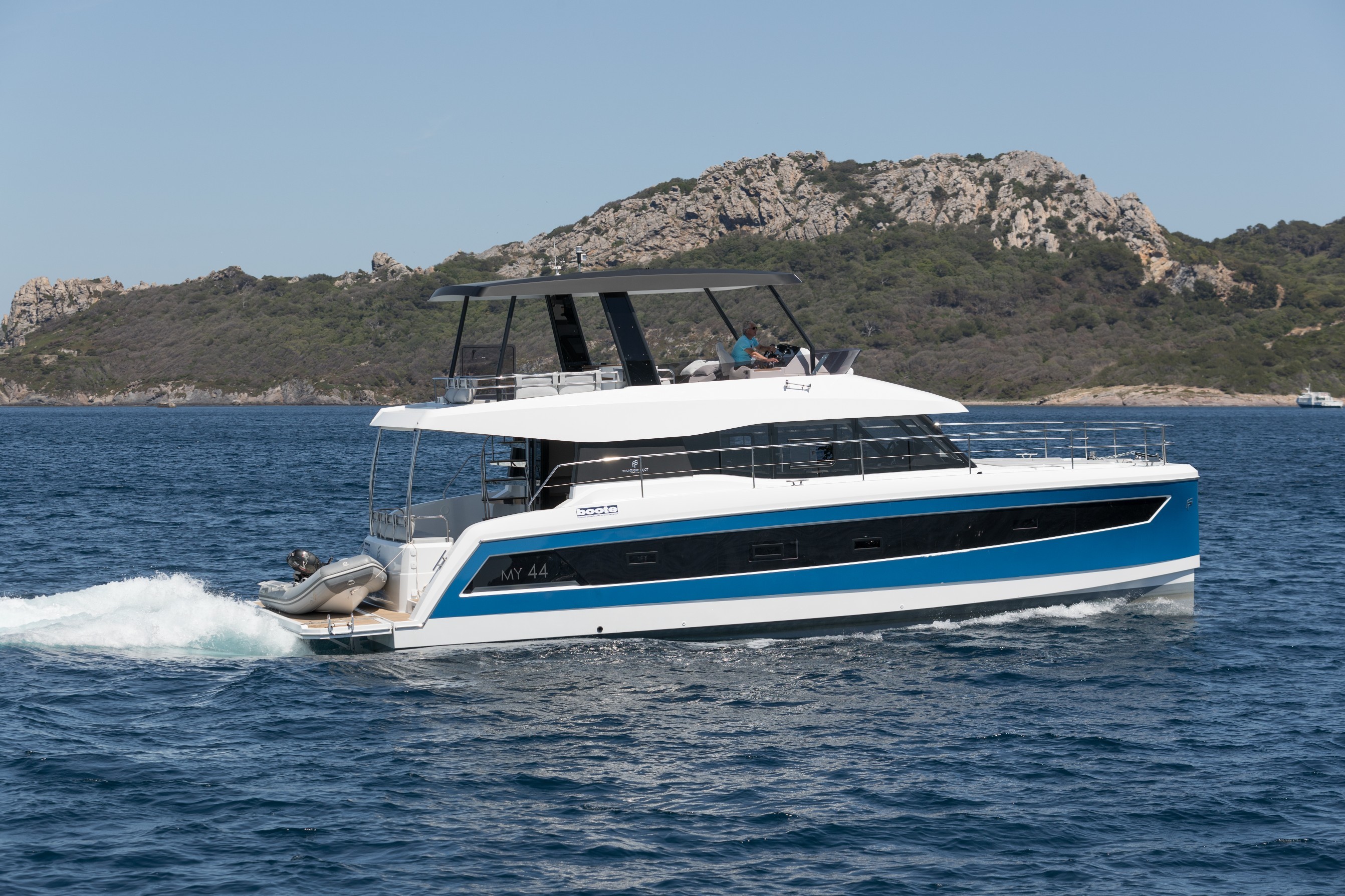 New Power Catamaran for Sale  MY6 Boat Highlights